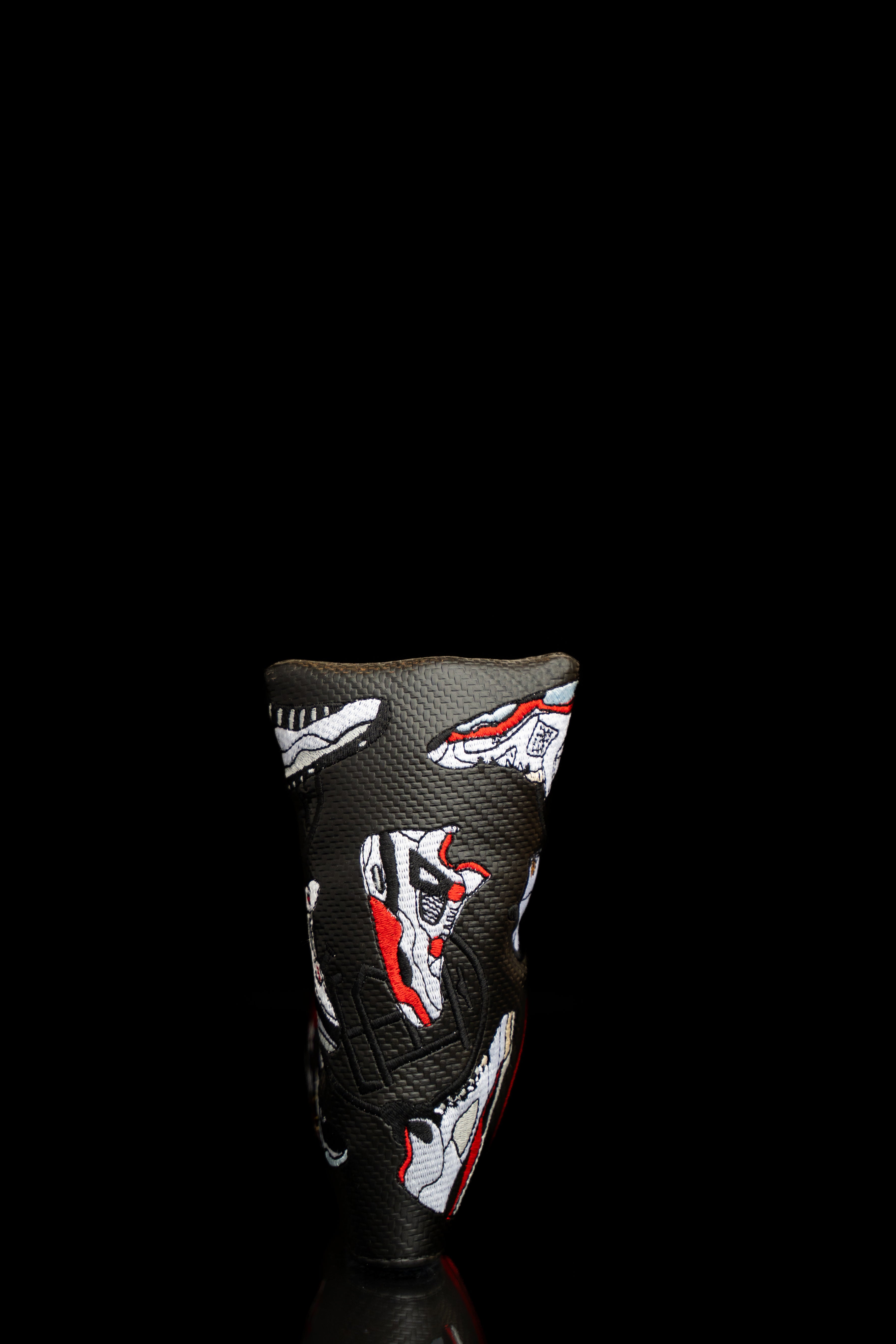 2021 Sneakerhead (Black)